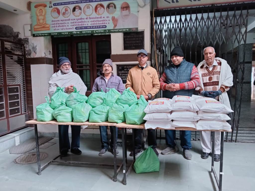 Shri Vardhman Jain Seva Sangh distributed ration to 20 needy families Helping the needy is the biggest charity Munish Jain